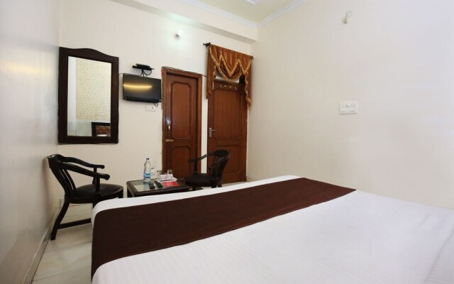 OYO 5853 Hotel Shingar Regency