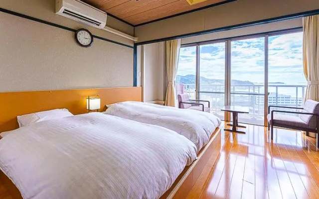 Unzen Obama Onsen Juraku — 3-star hotel in Unzen