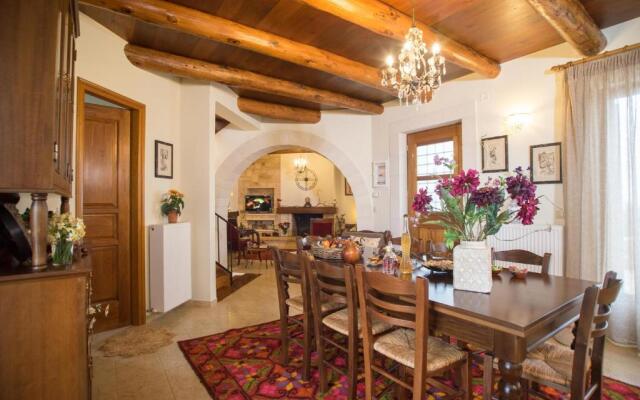 Maria's panoramic seaview House