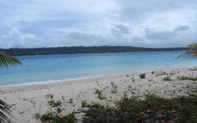Bokissa Private Island Resort