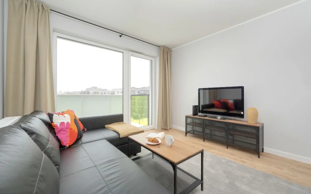 Pleasant Decor & Parking by Renters