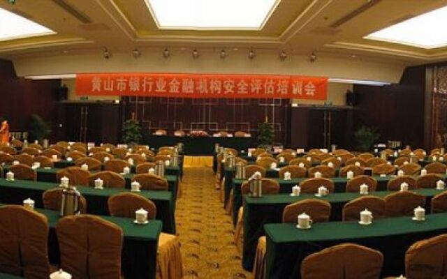 Yunsong Garden Hotel