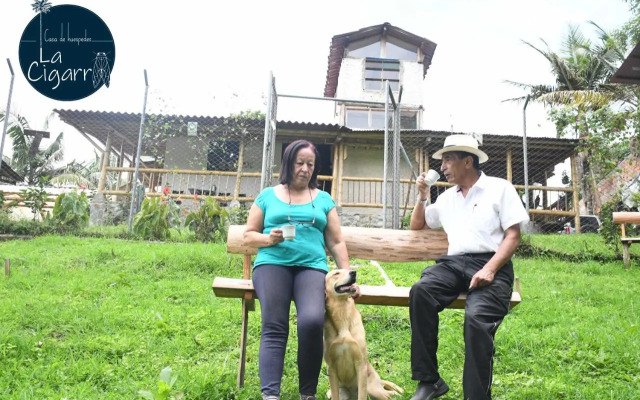 La Cigarra Cine y Cafe