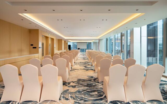 Hilton Garden Inn Shenzhen Airport