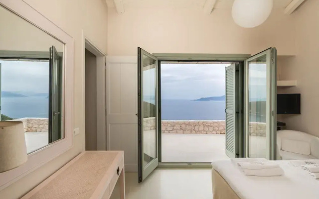 Luxurious Villa in Vasiliki with Swimming Pool & Hot Tub