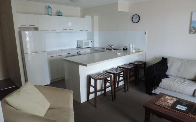 Emerald Sands Holiday Apartments