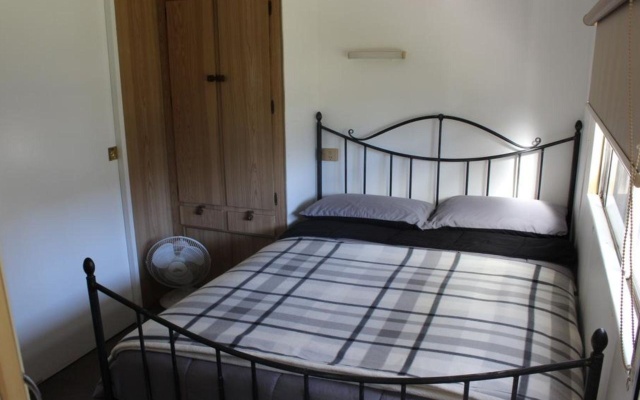 Wonky Stables Holiday Park – Guest Rooms – Bambra