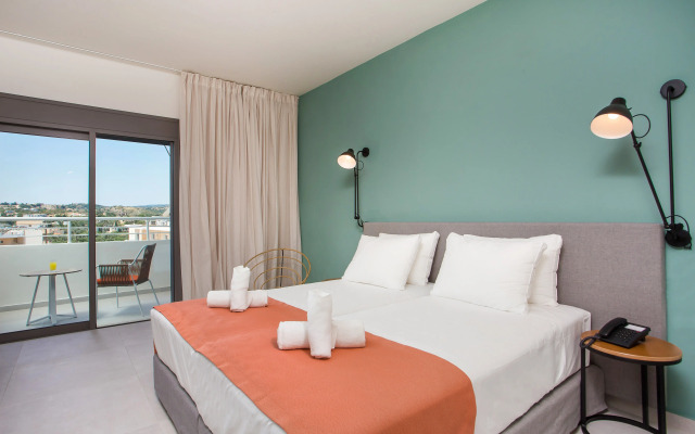 Mazoren Art Hotel