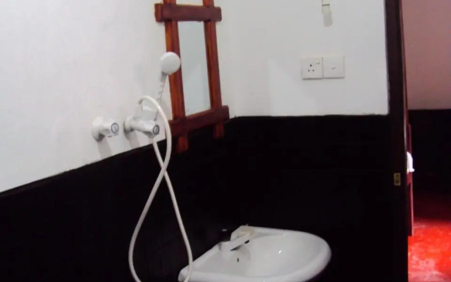 Siri Medura Surf Yoga Meditation Guesthouse And Hostel