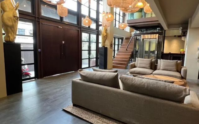 Choska Residence