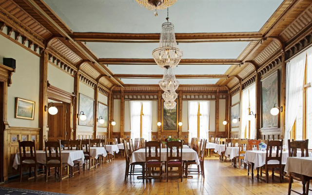 Thon Hotel Sandven