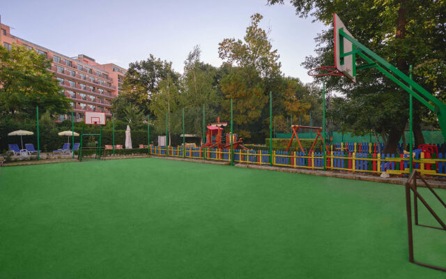 Madara Park Hotel