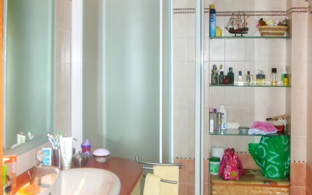 Apartment With 2 Bedrooms in Nichelino, With Wonderful Mountain View,
