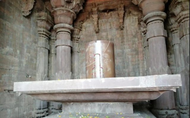 OYO 19312 Hotel Shiv Shakti