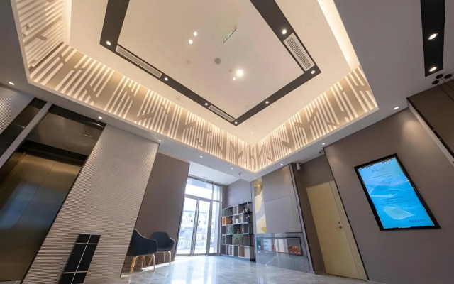 Homeinn Selected Hotel (Nanjing Railway Station Yuqiao Commercial Plaza)
