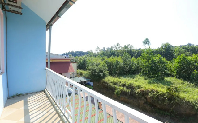 OYO 593 Bach Duong Hotel
