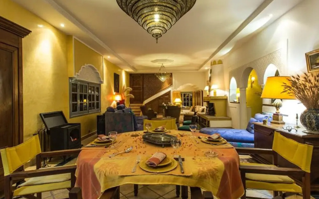 Villa les Oliviers 2 Bedrooms - A Setting of Tranquility