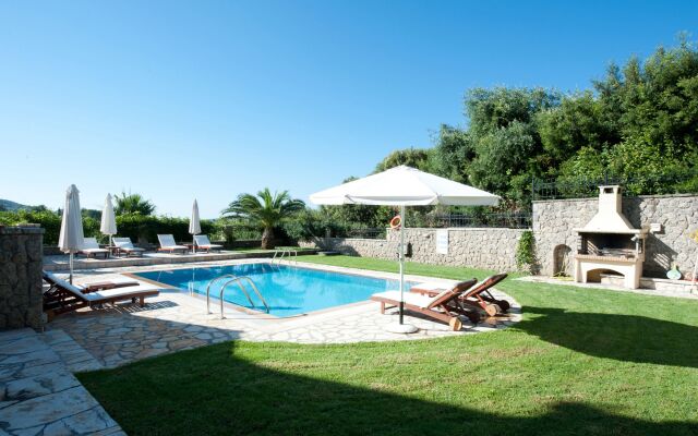 Luxury Villa Lemonia With Private Pool