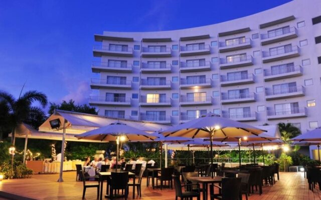 LaoLao Bay Golf & Resort