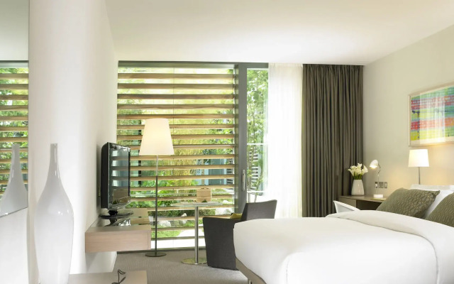 The Gibson Hotel
