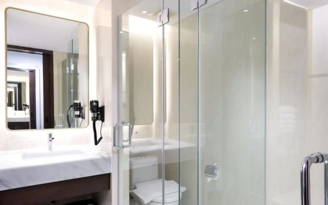 Atria Hotel Gading Serpong