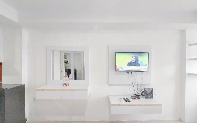 Relaxing Studio Apartment at Mansyur Residence