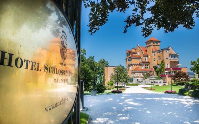 Schloss Mönchstein Hotel