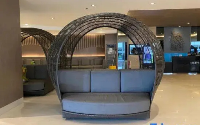 Shore - Spacious Room with Balcony 52D