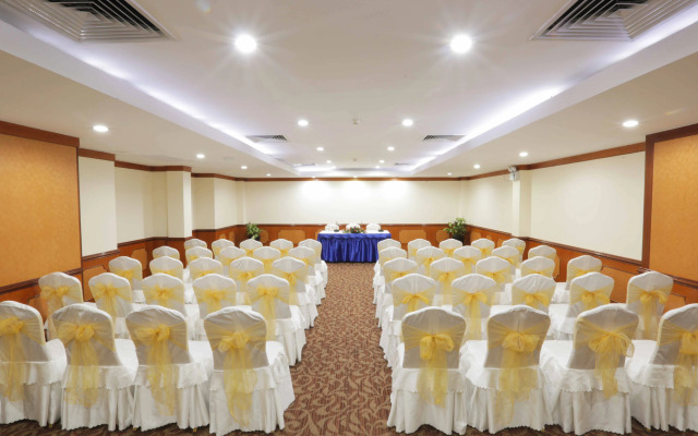 Phnom Penh Hotel