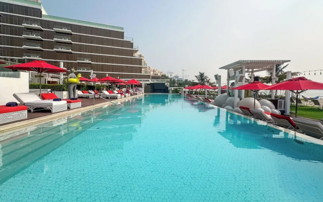 Waves - Premium Seaside Retreat With Private Beach