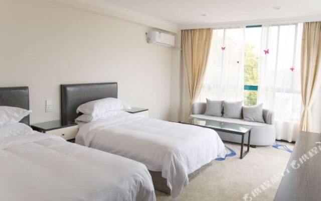 211 E-sports Hotel (Jinshan City Beach)
