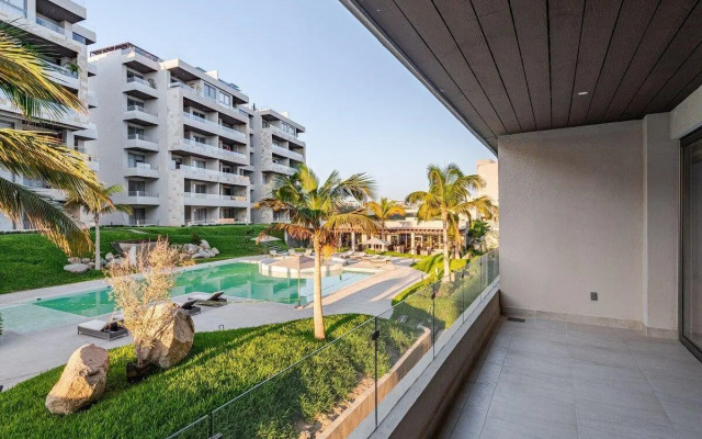 Elegante Condo, con alberca, zona Tezal