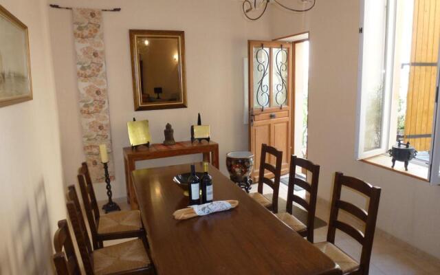 Comfortable Gite (3) in attractive Languedoc village