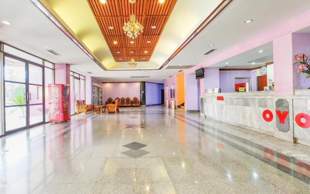 OYO 565 Trang Hotel