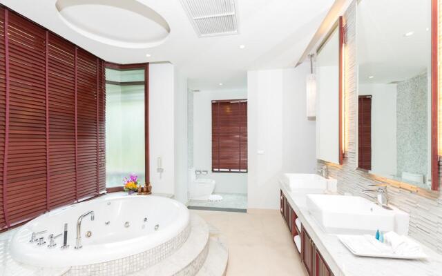 Wyndham Sea Pearl Resort Phuket