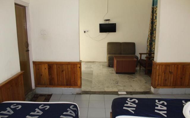 Say Rooms Hotel Deorali