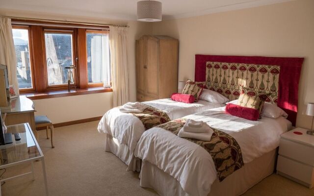 The Flat in the Square