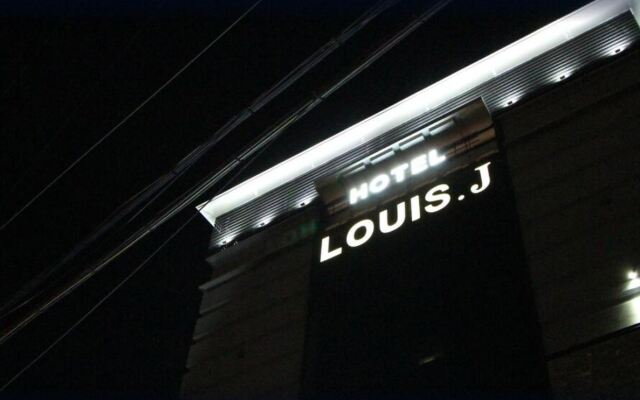 Louis J Hotel