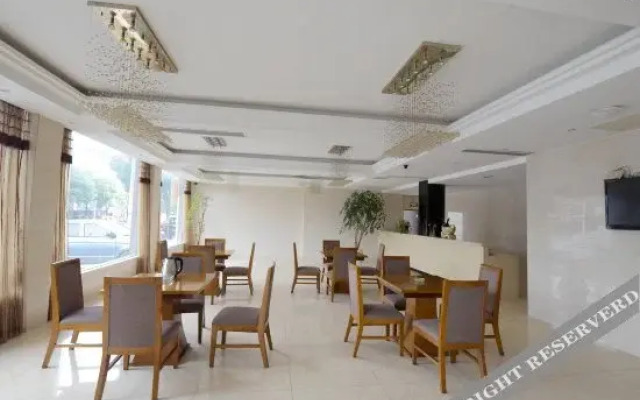 Yijiangnan Hotel
