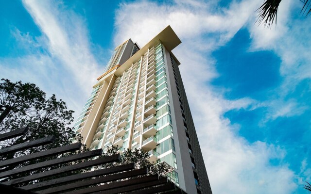 Riviera Studio Sea View 1516 by Pattaya Holiday