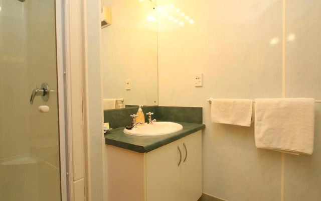 Amross Motel