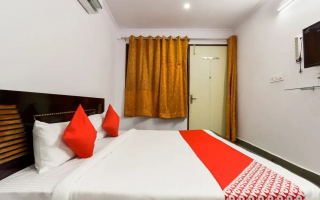 OYO 45329 Hotel Shreemaya