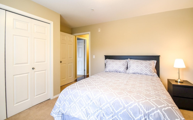 2201 Country Club Drive - 2 Bedroom