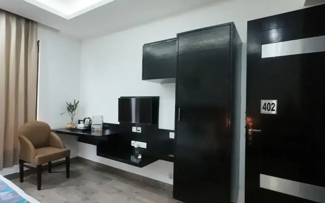 ACE 7 Hotel and Residence
