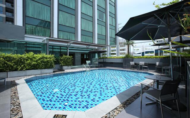 Ramada by Wyndham Bangkok Sukhumvit 11