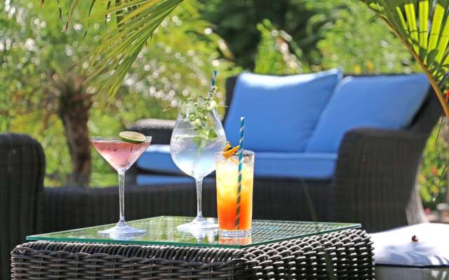Rosedon Hotel
