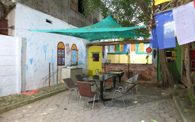 OYO 14440 Home Comfort 1BHK Near Auroville Beach