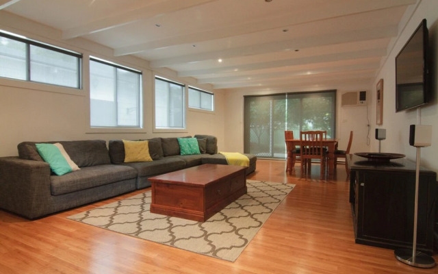 The White House & Retreat