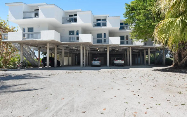Hidden Cove Unit 6