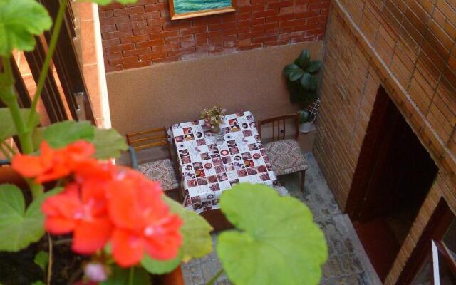 Amaliya Guest House